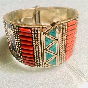 🔥🔥🔥Price drop!! Turquoise Cuff Bracelet 146.6g